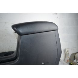 Rivestimento Console Centrale Kia Carens dal 2013 al 2019 Cod 84610A4001  1770891865505