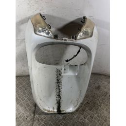 Carena Scudo Anteriore Con Frecce Honda SH 125 / 150 Dal 2009 al 2012 COD 64302-KTF-9800  1771240489601