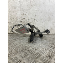 Pedana Poggiapiedi Destra DX Con Pedivella Freno Yamaha Fazer 600 FZS Dal 1998 al 2001  1771328279049