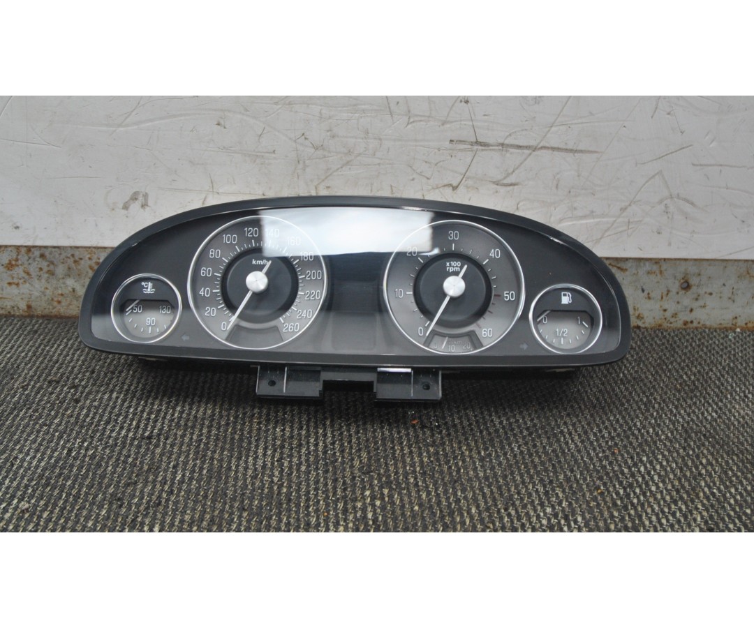 Strumentazione Contachilometri Lancia Thesis dal 2002 al 2009 cod : 60682038  2411111124444