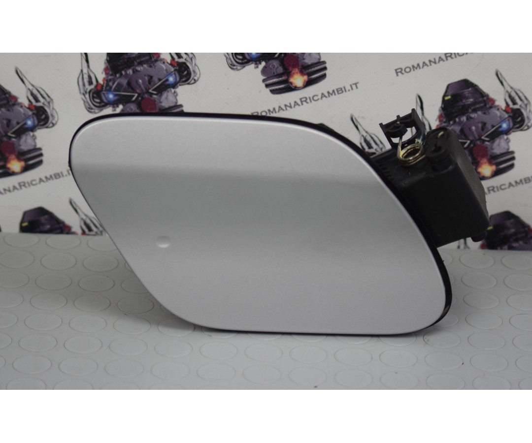 Sportello carburante (NO TAPPO) Grigio metallizzato con fondello in gomma Fiat Tipo '15 Cod: 735637896  2411111125359