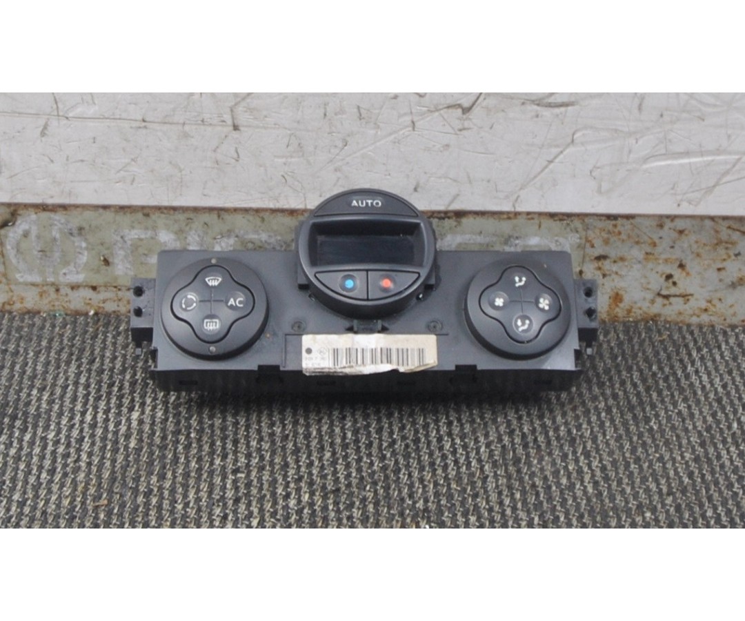 Comando clima climatronic Renault Megane dal 2002 al 2009 cod : 7701055146  2411111125779