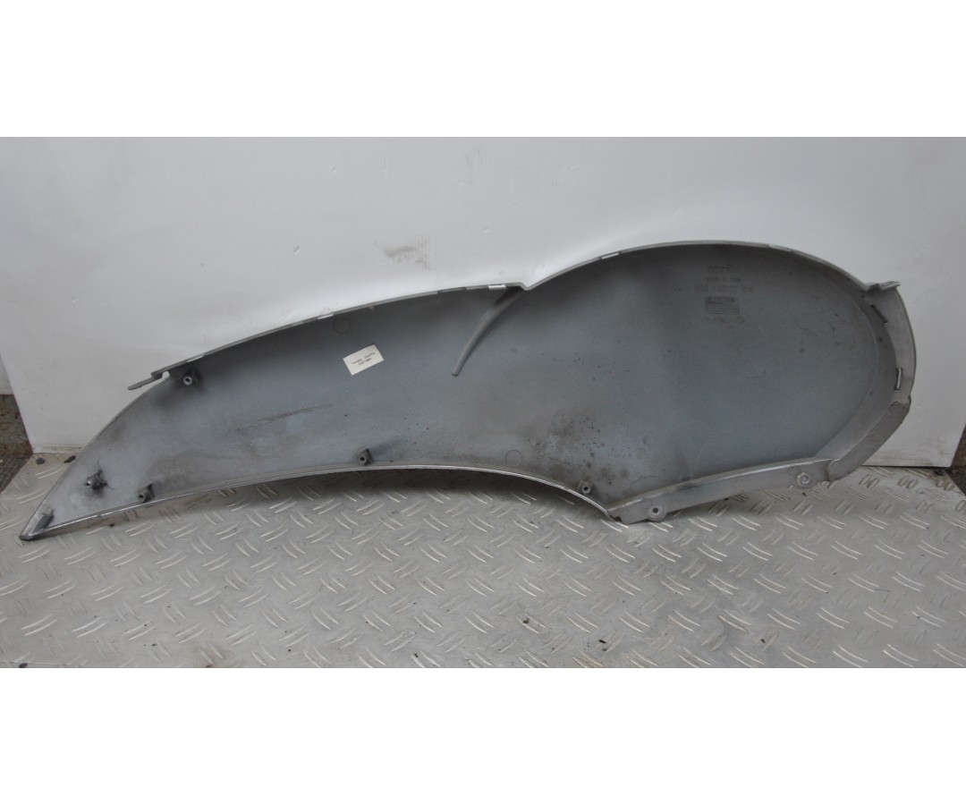 Carena Fianchetto Laterale Posteriore Sinistro Aprilia Scarabeo 250 / 300 / 400 / 500 dal 2006 al 2012  1631107219638
