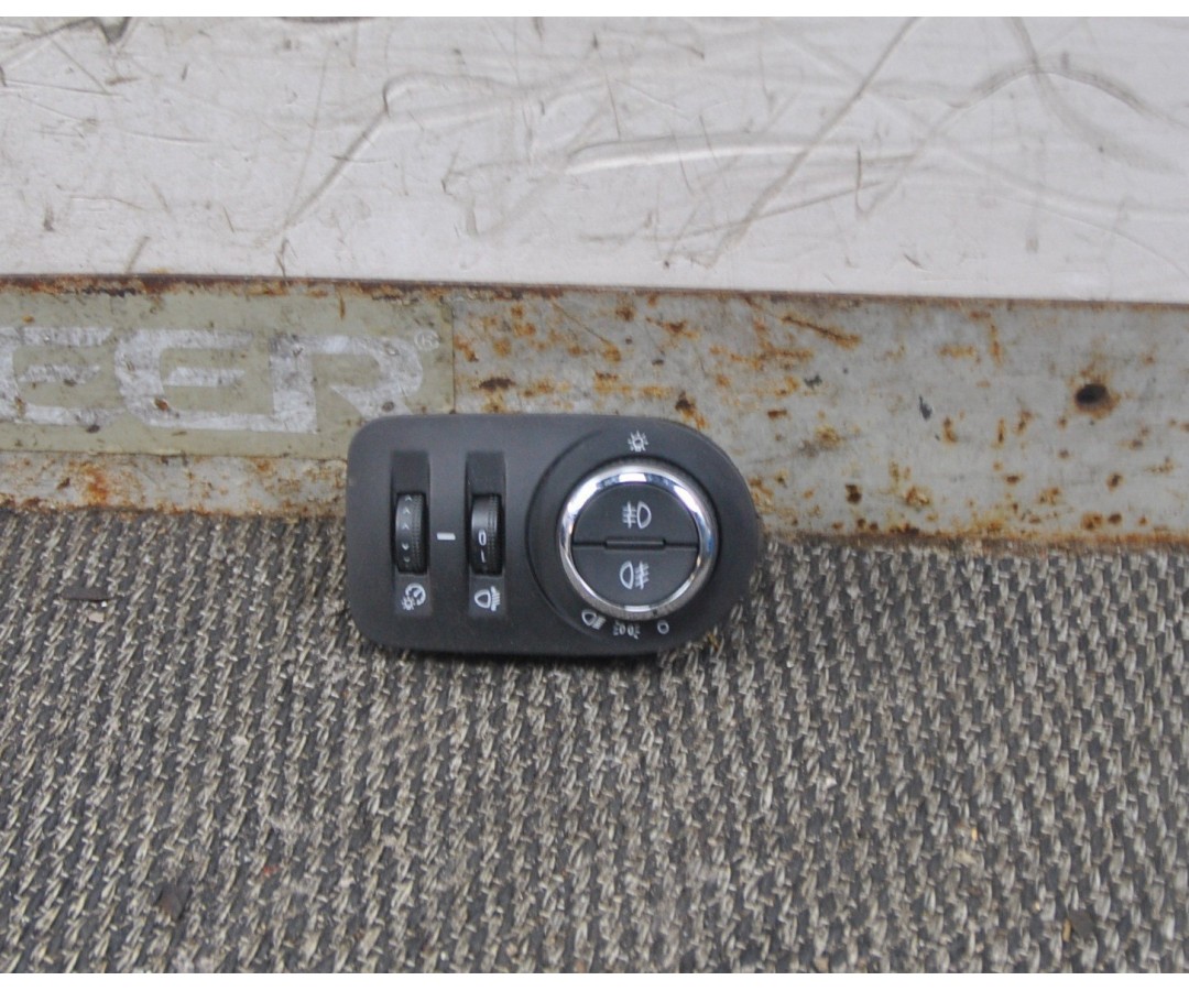 Pulsantiera regolazione Luci Opel Corsa D dal 2008 al 2014 Codice : 13310330  2411111126745