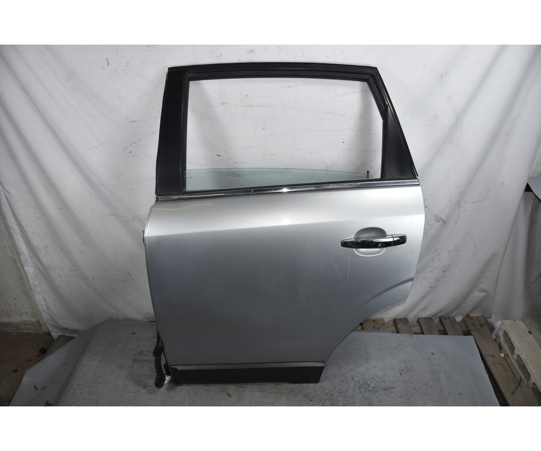 Portiera Sportello Posteriore SX Grigio Chiaro Opel Antara dal 2006 al 2011 Cod 95416996  1632474562068