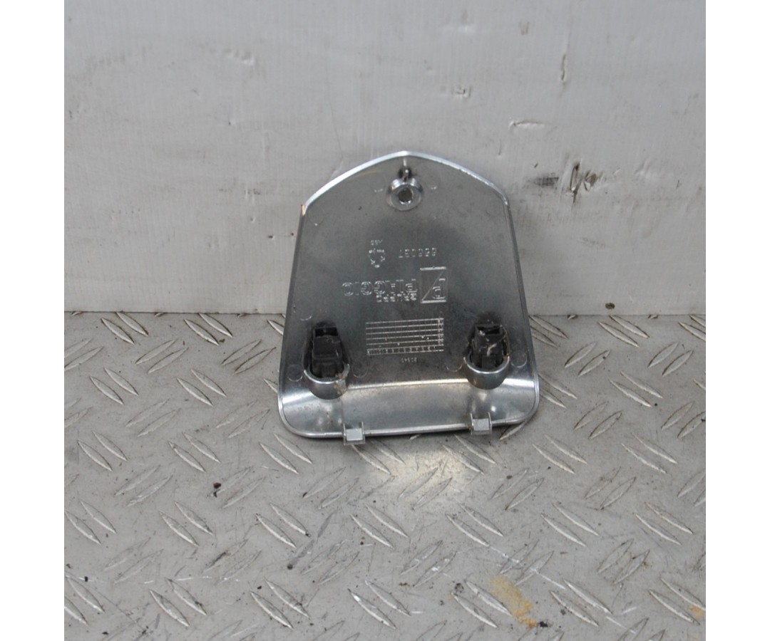 Carena Giunzione Coprimanubri Piaggio MP3 300 Hybrid dal 2010 al 2016  1632747592259