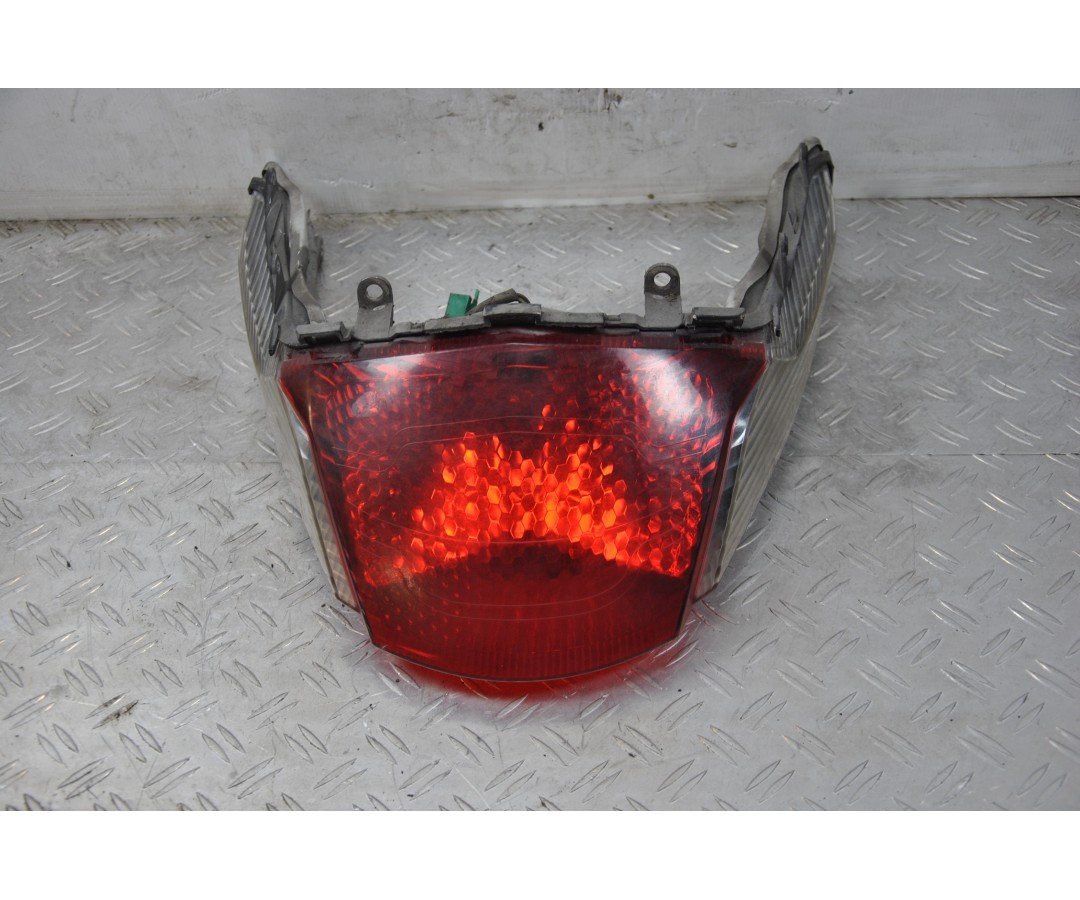 Fanale Stop Posteriore Kymco People 300i GT dal 2010 al 2017 Cod 33700-lge5-e000  1635410317616