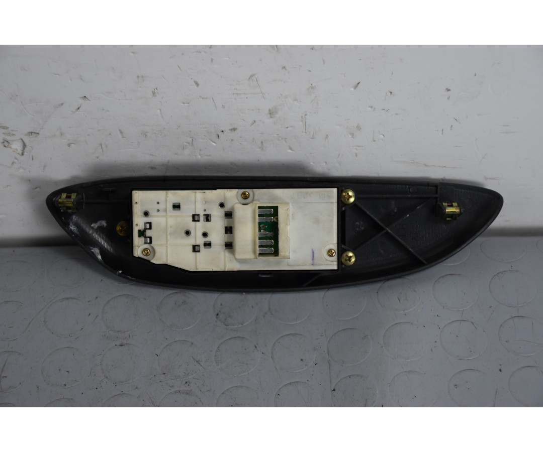 Pulsantiera alzacristalli anteriore SX Toyota Yaris Dal 1999 al 2005 Cod 011-3P21  1638198872735