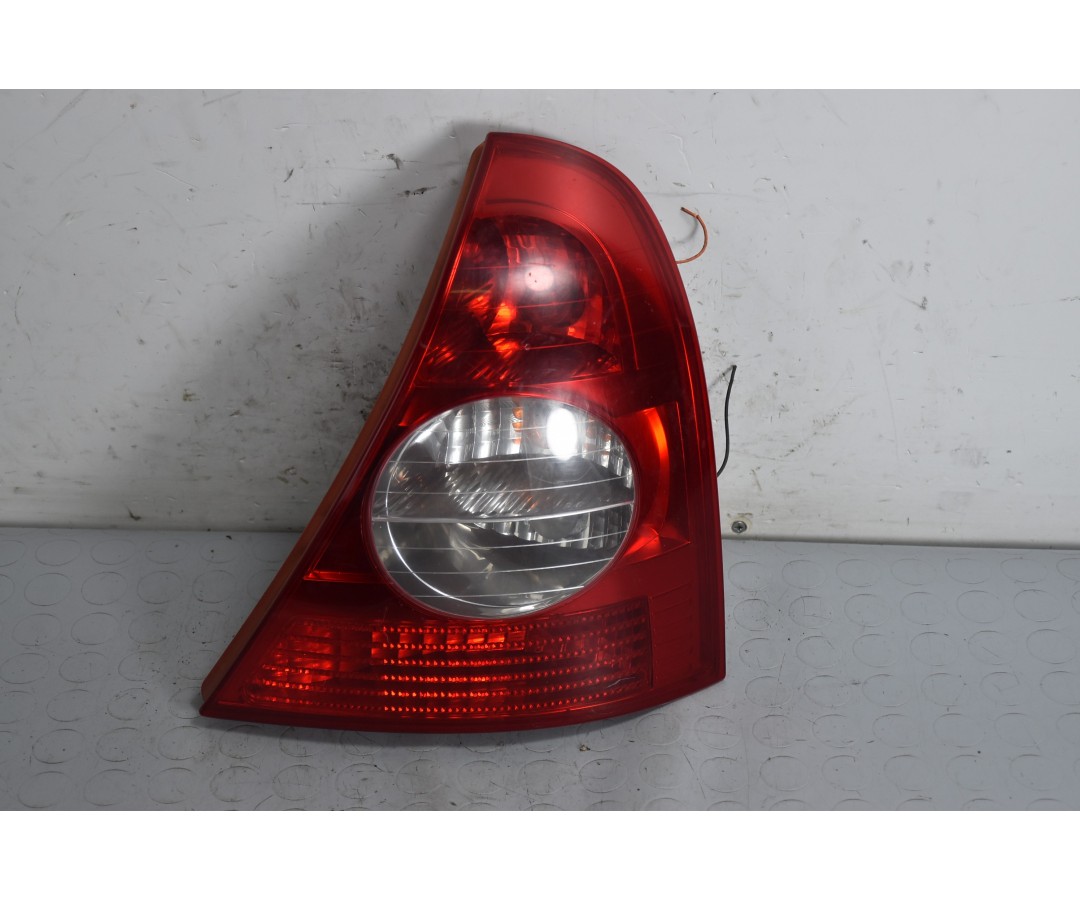 Fanale Stop Posteriore DX Renault Clio II dal 1998 al 2012 Cod 8200071414  1640702177083