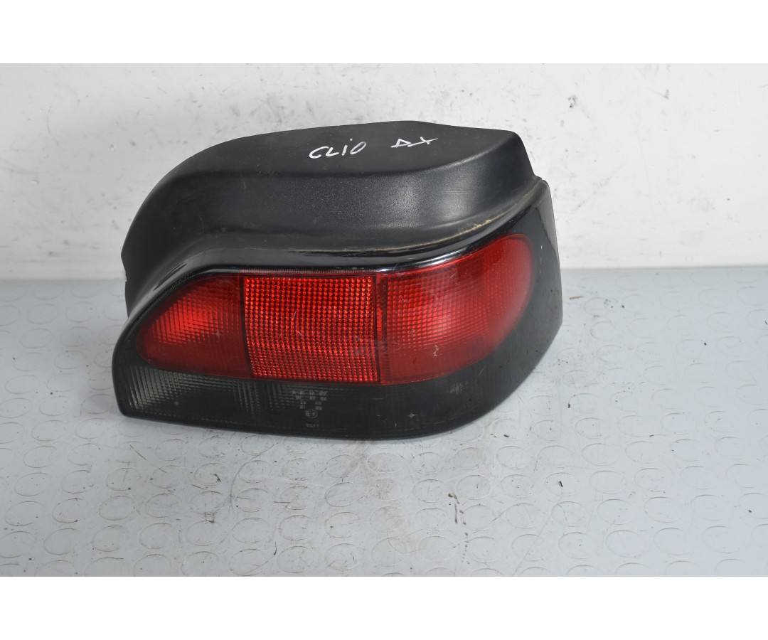Fanale stop posteriore DX Renault Clio I Dal 1990 al 1998 Cod 7701039013  1640865113140