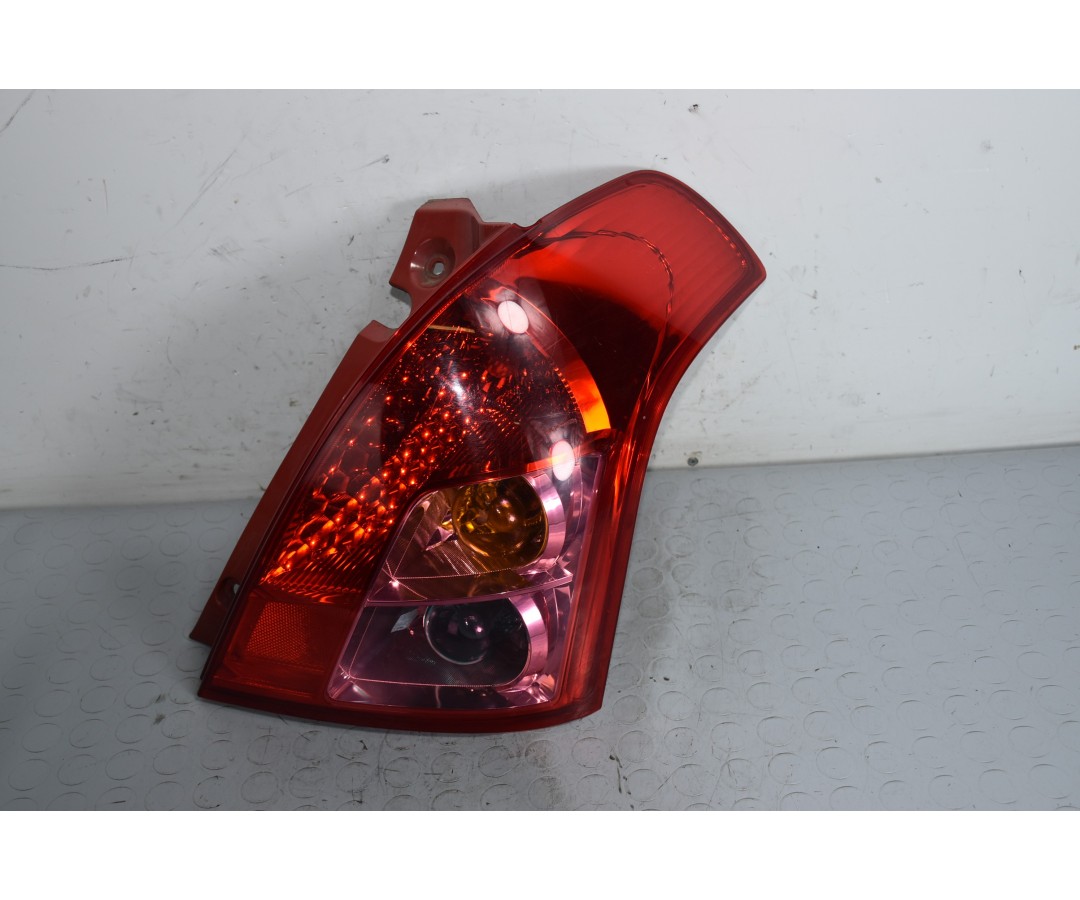 Fanale Stop Posteriore DX Suzuki Swift IV dal 2004 al 2010 Cod 3565072K00000  1640879231915