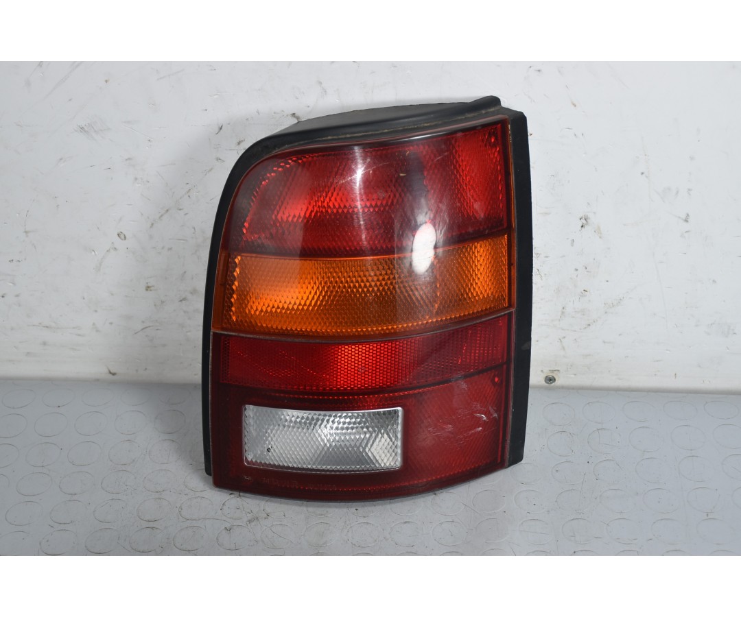 Fanale Stop Posteriore DX Nissan Micra K11 dal 1992 al 2002 Cod 265501F505  1641206623625