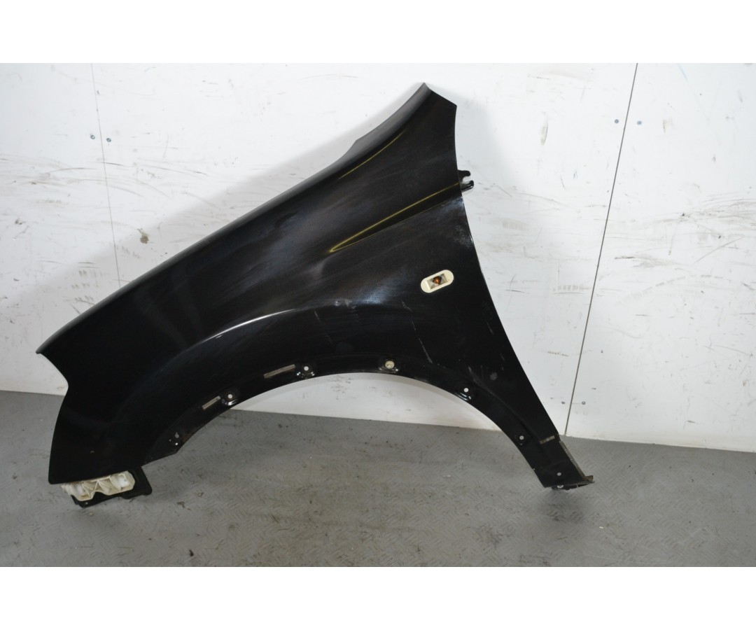 Parafango anteriore SX Nissan Qashqai J10 Dal 2006 al 2010 Nero  1644248209222