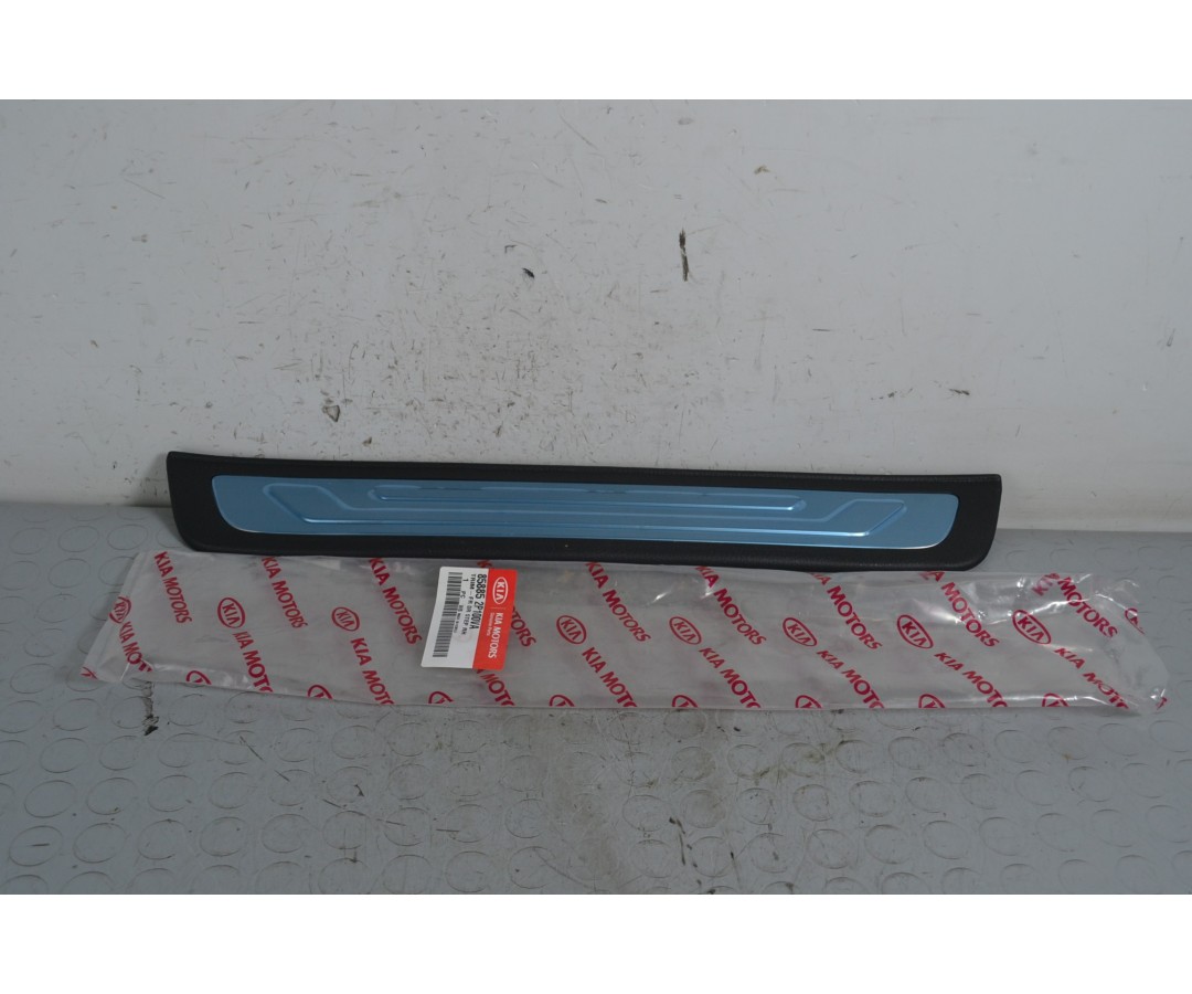 Battitacco Anteriore Destro Kia Sorento BL dal 2002 al 2009 Cod 858852P100VA  1647875761613