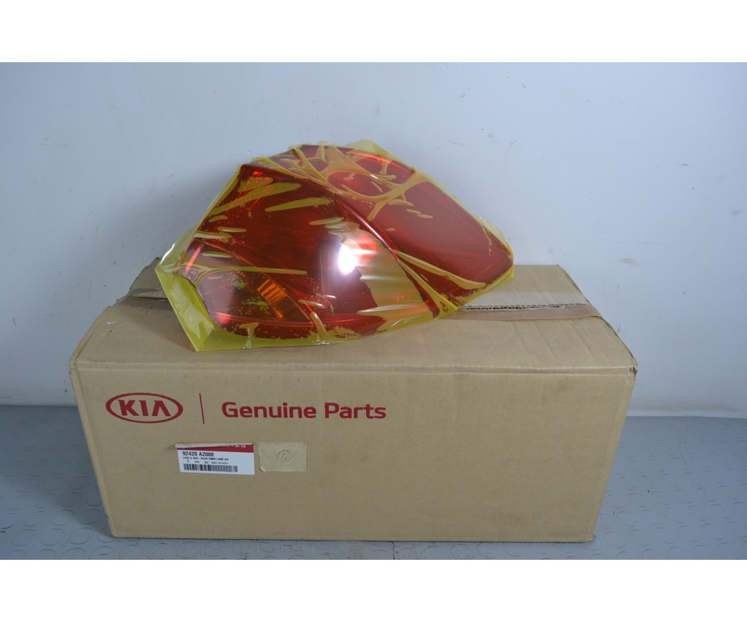Fanale Stop Posteriore Esterno DX Kia Ceed dal 2012 al 2018 Cod 92420a2000  1647936305497