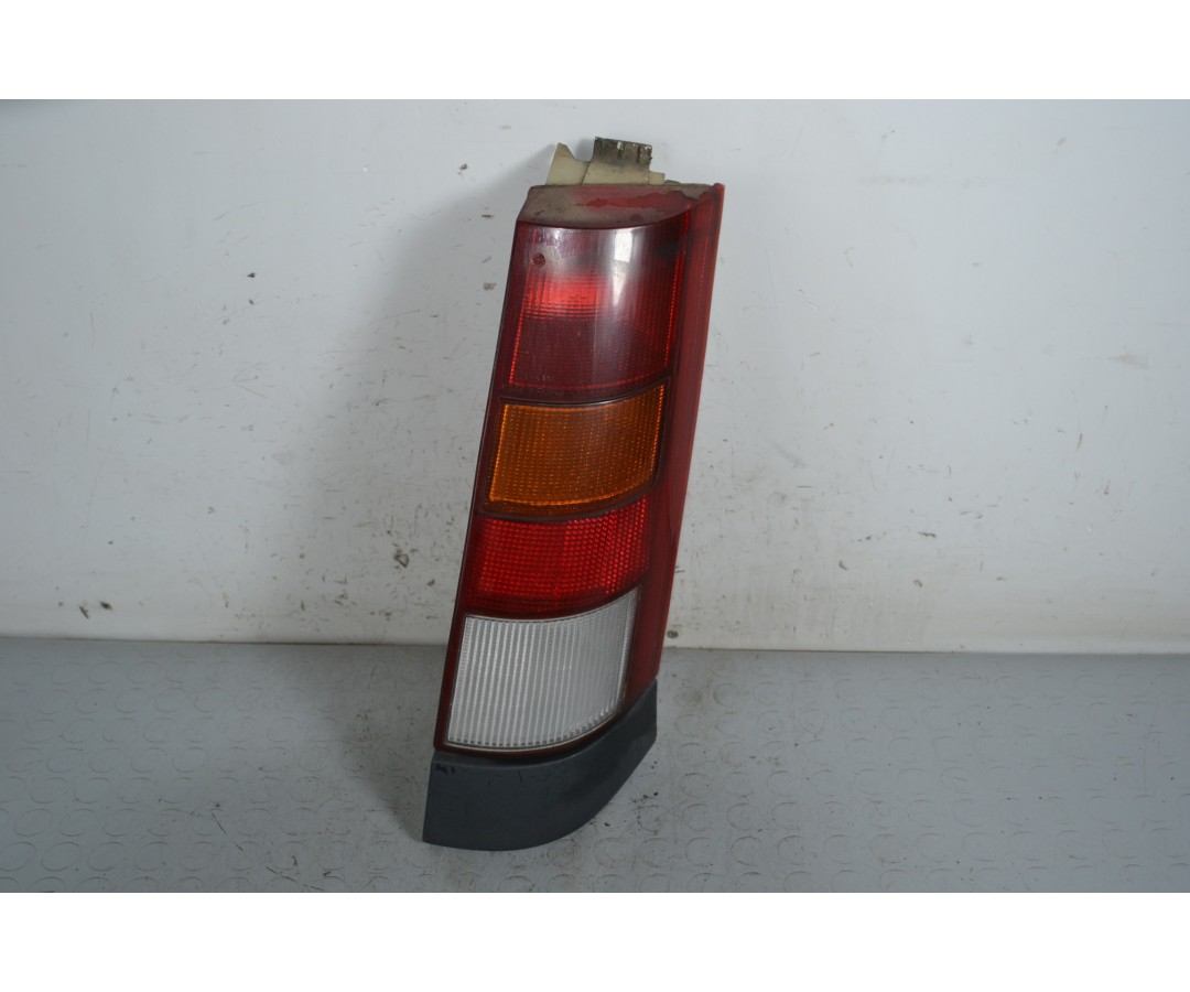 Fanale stop posteriore DX Renault Supercinque 5 Dal 1984 al 1996  1650377942084